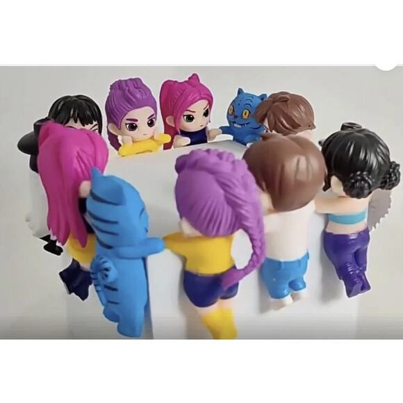 New K-POP Demon Hunters DERPY TIGER Hipper Mini Figure, Demon Slayer, Open Box - Picture 3 of 4